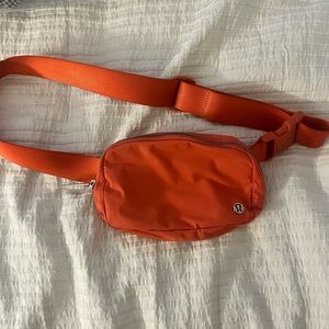 Lululemon belt bag